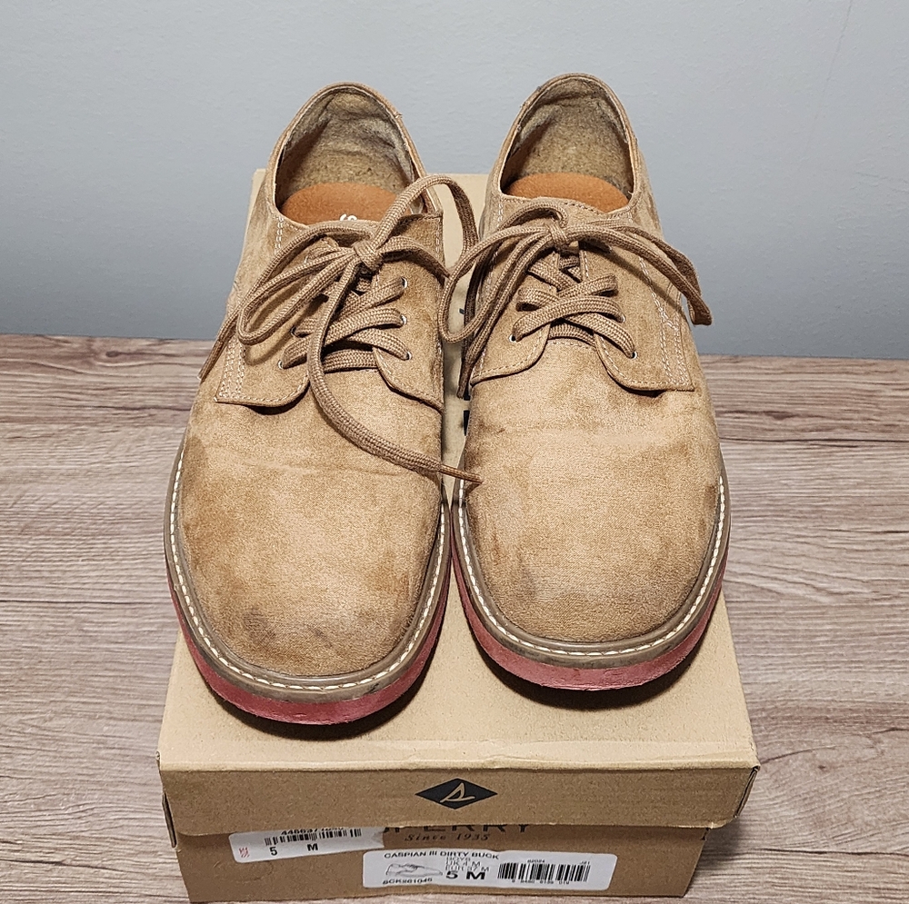 Kids Sperry Suede "Bucks" - Picture 2 of 8